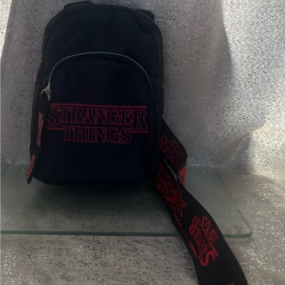 Stranger Things Crossbody Bag Black / Red - Netflix - Rare